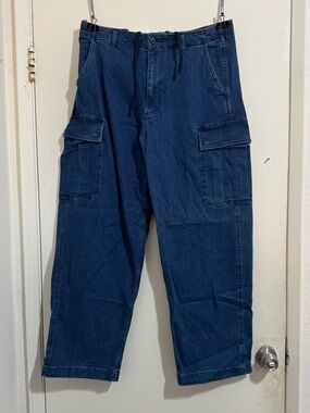 Uniqlo Wide Fit Denim Cargo Pants Men's Medium (30-32 in Waist, 29L) Blue NWT